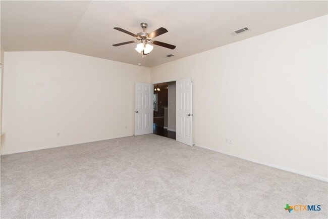 Photo - 424 Winter Sun Dr