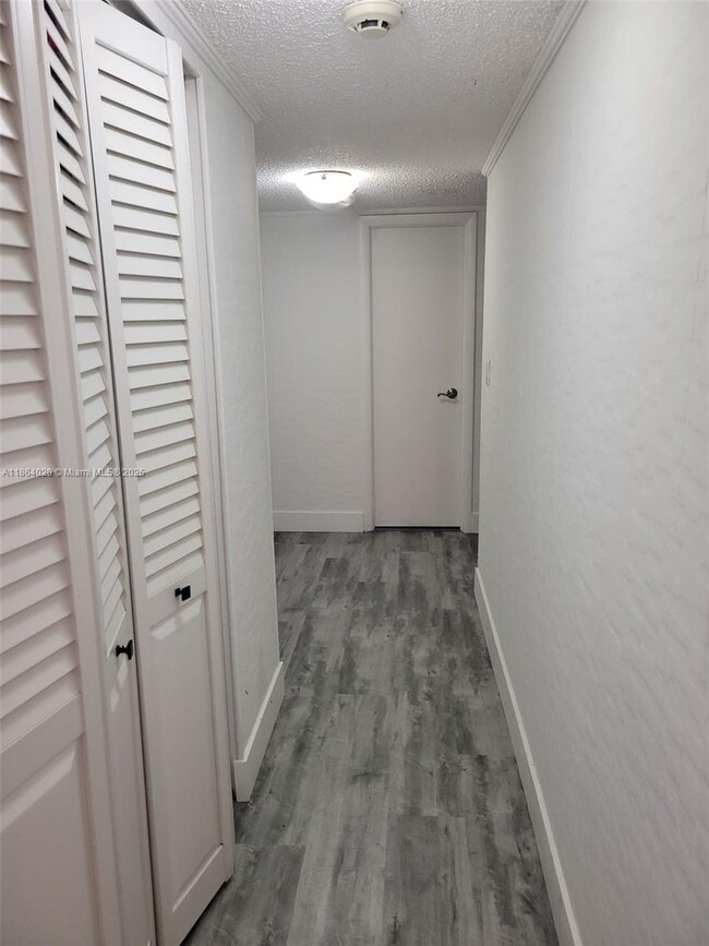 Photo - 20350 W Country Club Dr Unidad PH8-4