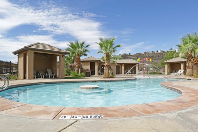 Pool - The Falls at Mesa Point Apartments