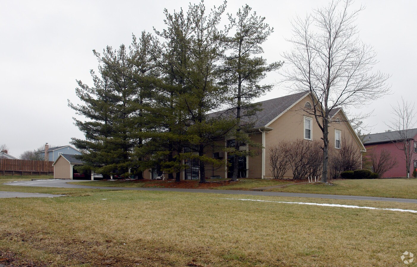 Photo - 794 Kentwood Dr Apartments
