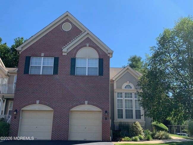 Building Photo - 43 Banyan Blvd