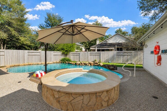 Photo - 6 W Prairie Dawn Cir