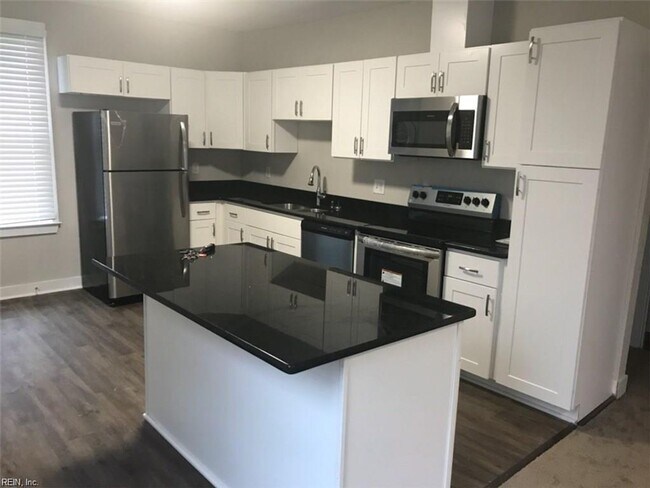 Photo - 28TH729-LM PM HOLD Unit 28TH729#2-LM