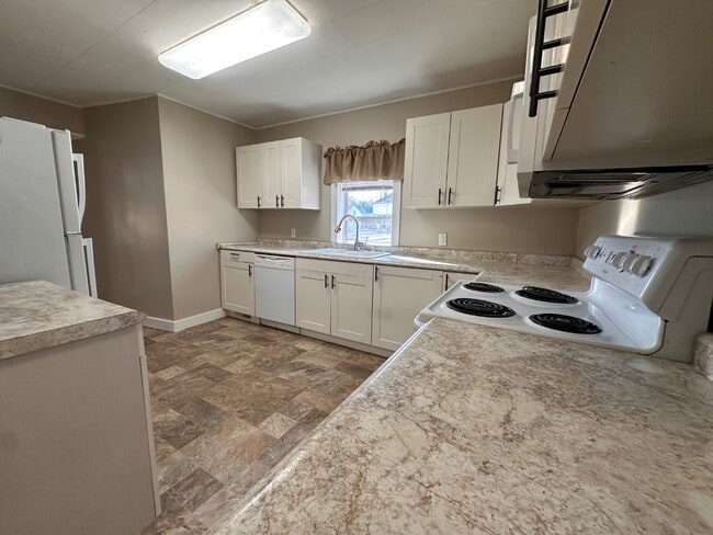 Photo - 17 S First St. - 1