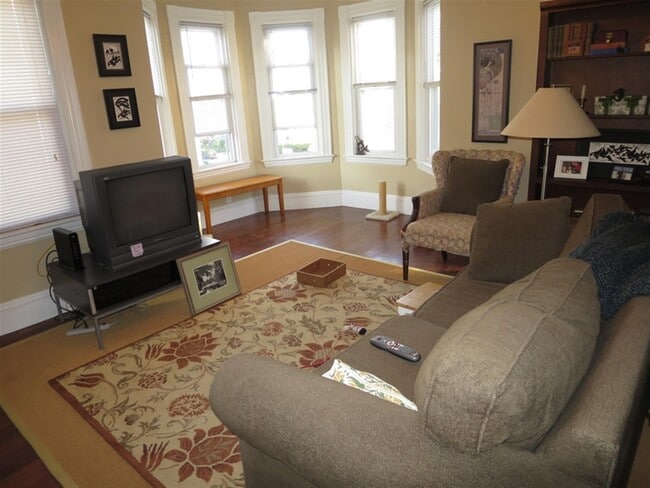 Photo - 45 Kidder Ave