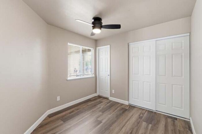 Photo - 5642 W Donner Ave