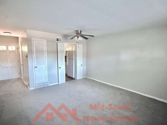 Photo - 25 N Idlewild St Unit 10