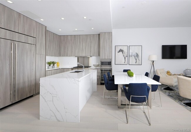 Photo - 105 Delancey Ave Unit 7