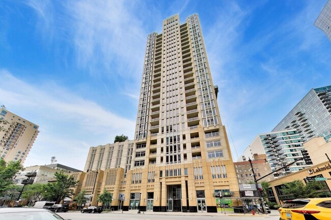 Building Photo - 1400 S Michigan Ave Unit 1806