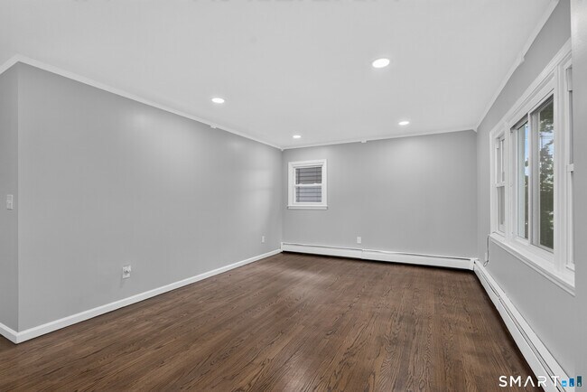Photo - 41 Admiral St Unit #1