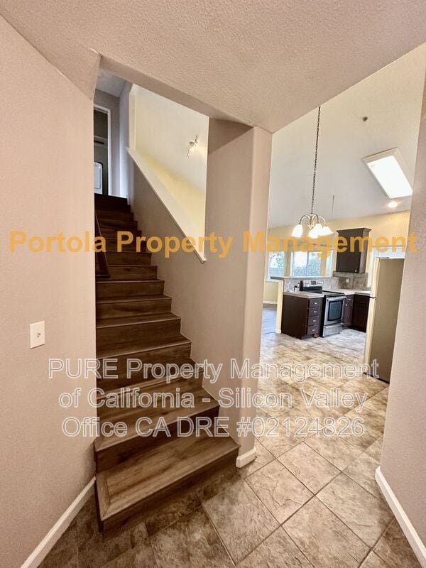 Photo - 126 Hunolt St