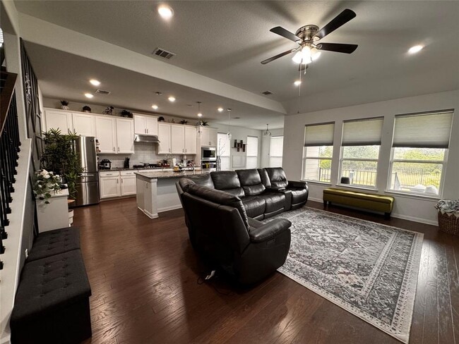 Photo - 4444 Arques Ave