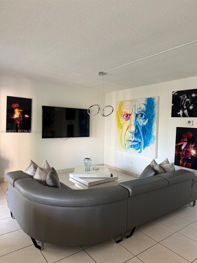 Photo - 200 NE 12th Ave Unit 7E