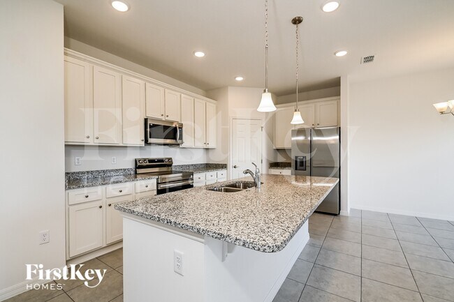 Photo - 217 Windsor Reserve Dr