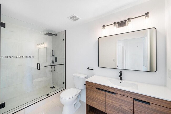 Photo - 2280 SW 32nd Ave Unit 201