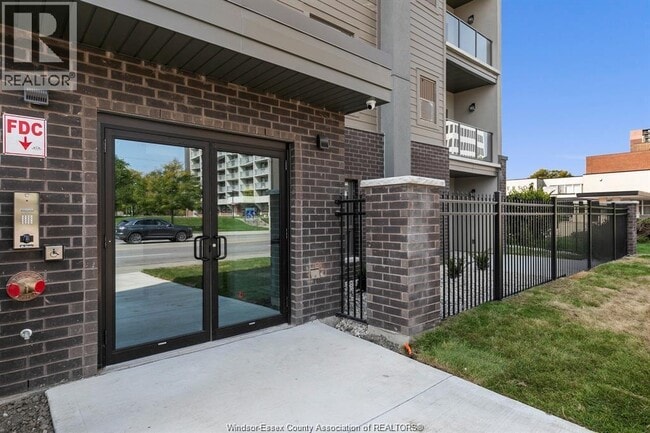 Photo - 955 Ouellette Ave Unit 301