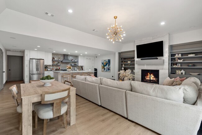 Photo - 40 Wellington Ct