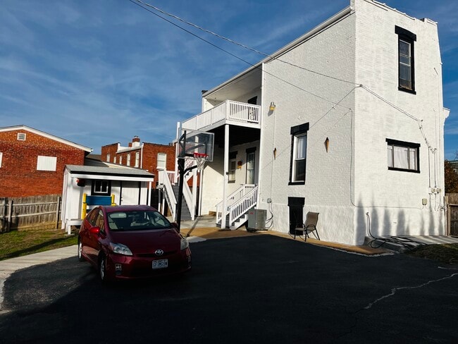 Photo - 2811 Indiana Ave