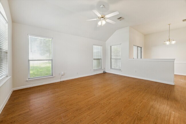 1806 Arbor Glen