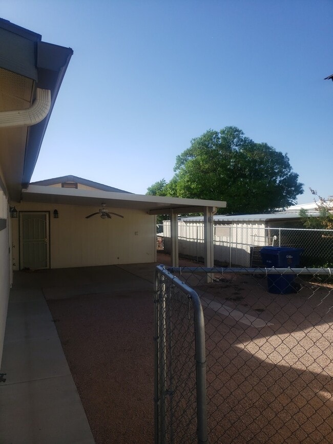 Photo - 3 bd 2 bath Golf Course Living