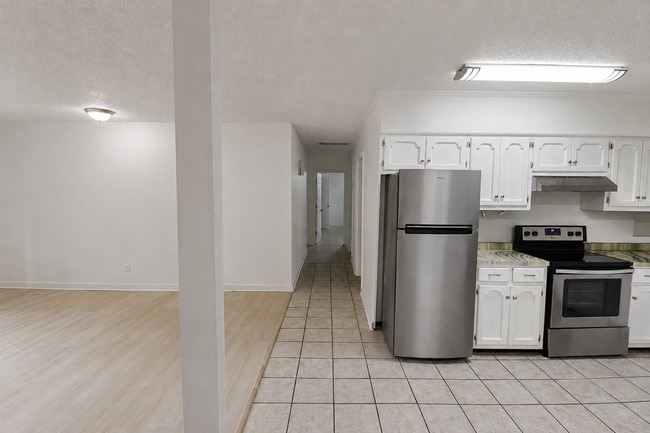 Photo - 3990 Seven Springs Rd