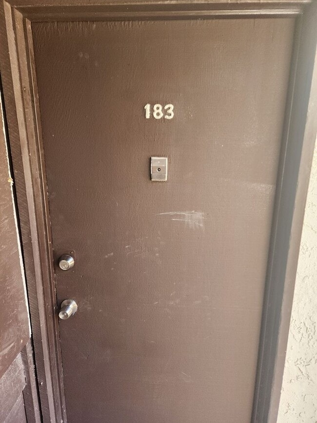 3 bedroom/ 2 bath condo 1st floor condo - 3 bedroom/ 2 bath condo 1st floor condo