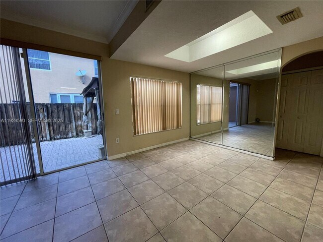 Photo - 8507 NW 140th Ter Unit 801