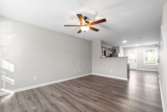 Photo - 239 Smithson Ln