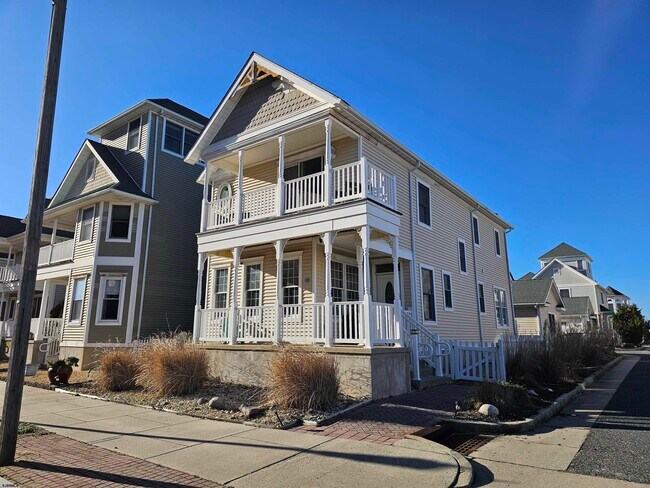 Photo - 101 Adriatic Ave