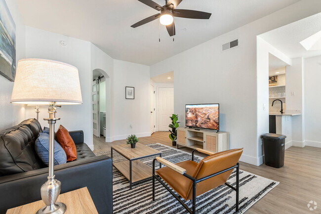 Building Photo - 15608 N 71st St Unit ID1035264P Rental
