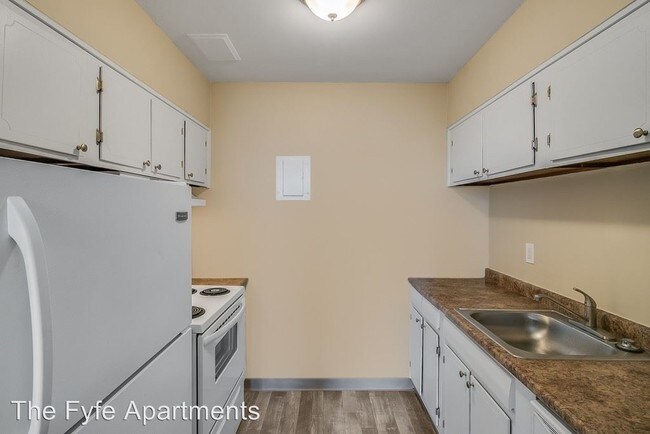 1 Br Bath Apartment 10 West Adams Avenue Rental For Rent In Photo 1 Br Bath Apartment 10 West Adams Avenue Rental
