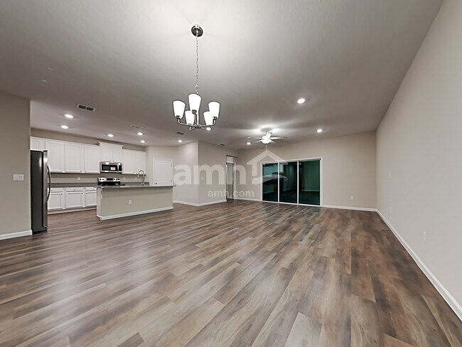 Photo - 194 Hemlock Point