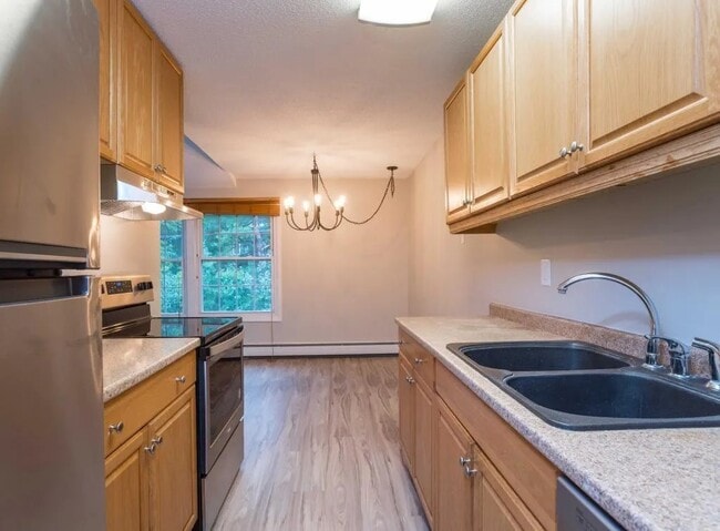 Photo - 4536 Cedar Lake Rd S Unidad 7