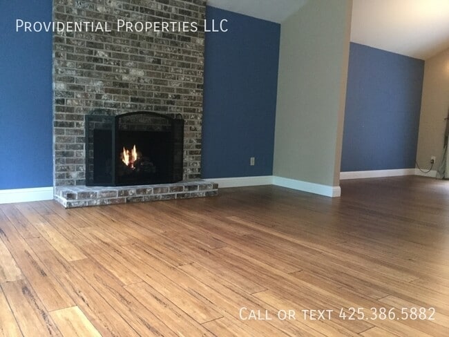 Photo - 17009 NE 28th Pl
