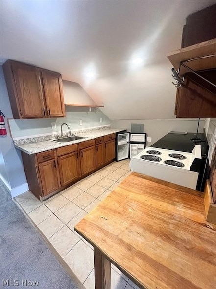 Photo - 1304 W 64th St Unidad 5