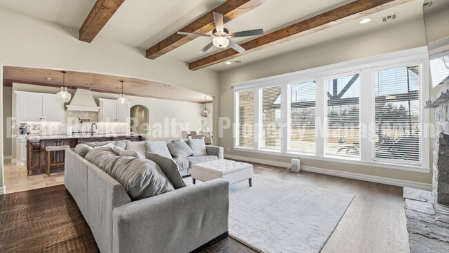 Photo - Owasso Executive Home for Rent (6beds/3.5baths)