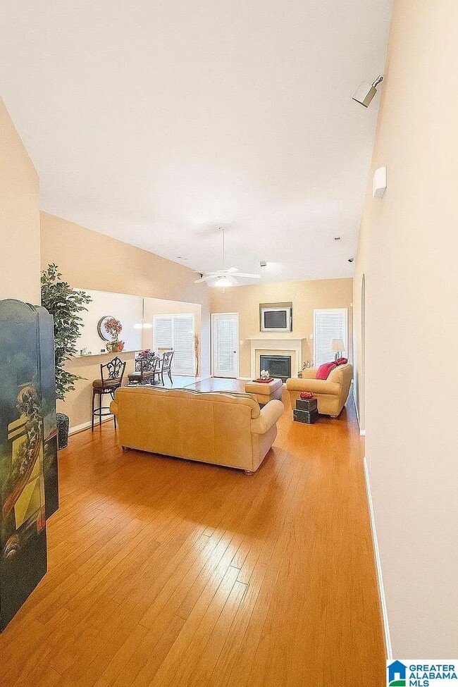 Photo - 191 Gardenside Dr