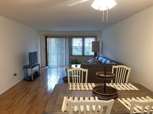 Photo - 135 W Nyack Rd Unit 51