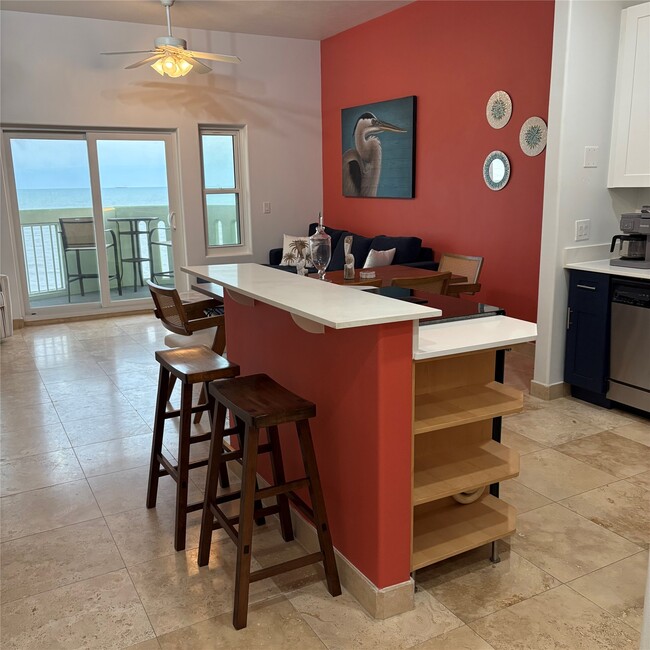 Photo - 9420 Seawall Blvd Unidad 605