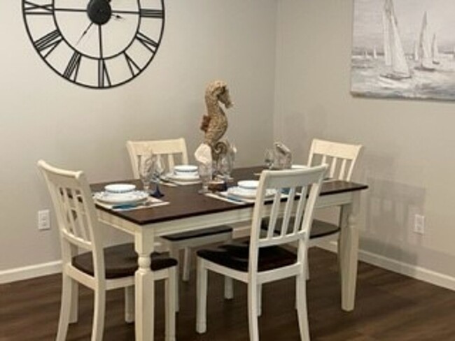 Photo - 3 Bed 2 Bath 2 Car Duplex Freedom Villas i... Townhome