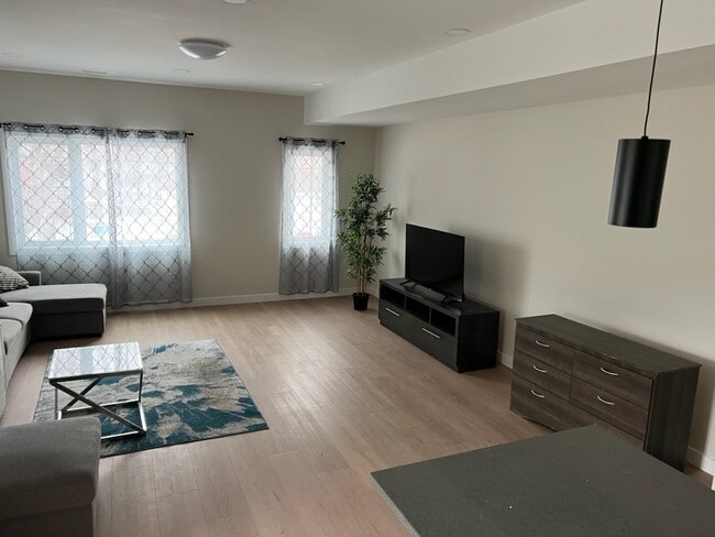 Photo - 345 Springfield Rd Unité 7