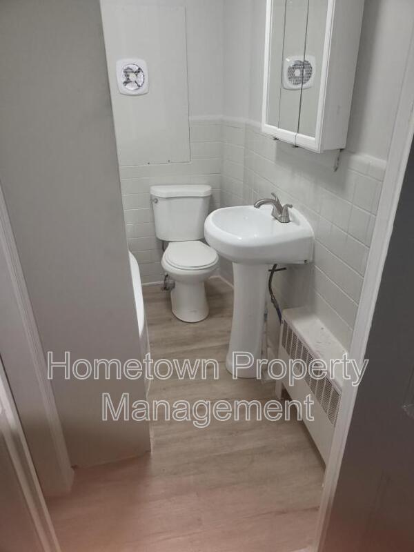 Photo - 338 W 2nd St Casa
