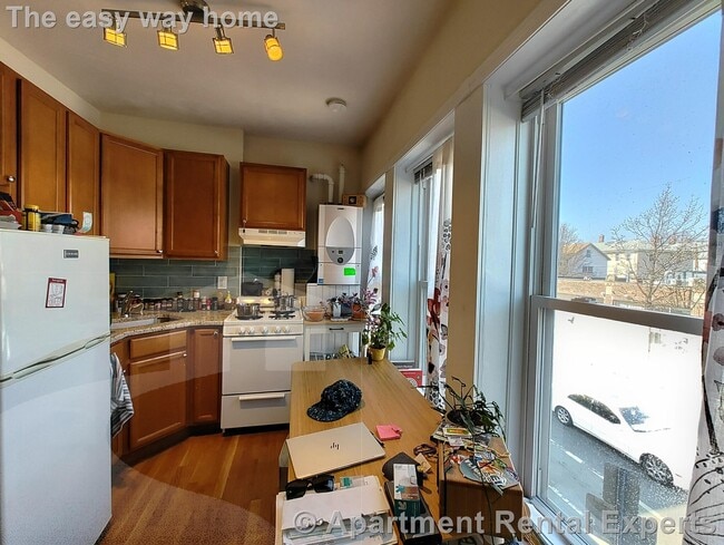 Photo - 1056 Cambridge St Unit #3F