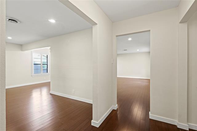 Photo - 6706 Kingsbury Dr