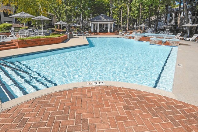 Photo - Paces Pointe Apartment Homes