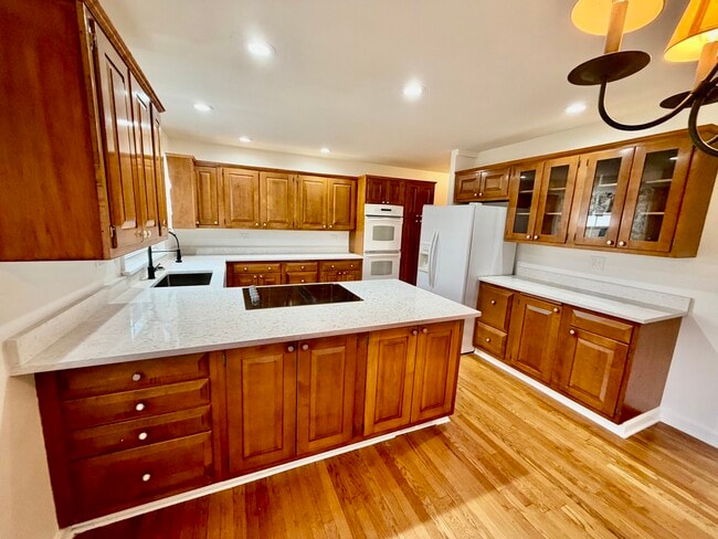 Photo - 26 Windsor Dr