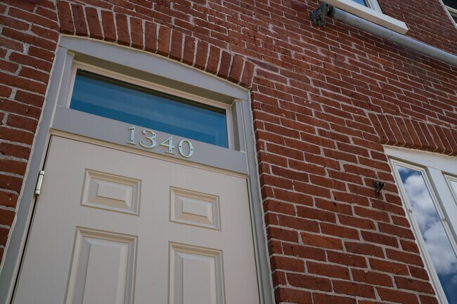 Photo - Chelsea Avenue Court Unidad 1340 Chelsea Avenue, Apt. #2