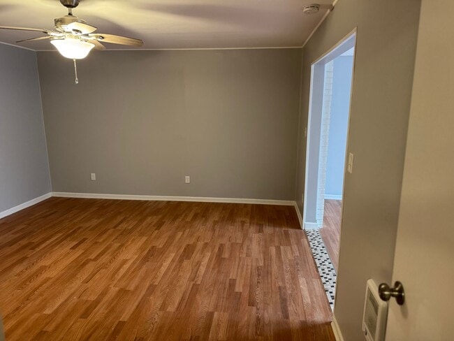 Photo - 7932 Whitcomb St Unit 7932