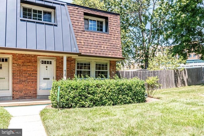 Photo - 428 James Ct Townhome