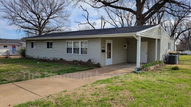 Building Photo - 4204 Beauty Ln